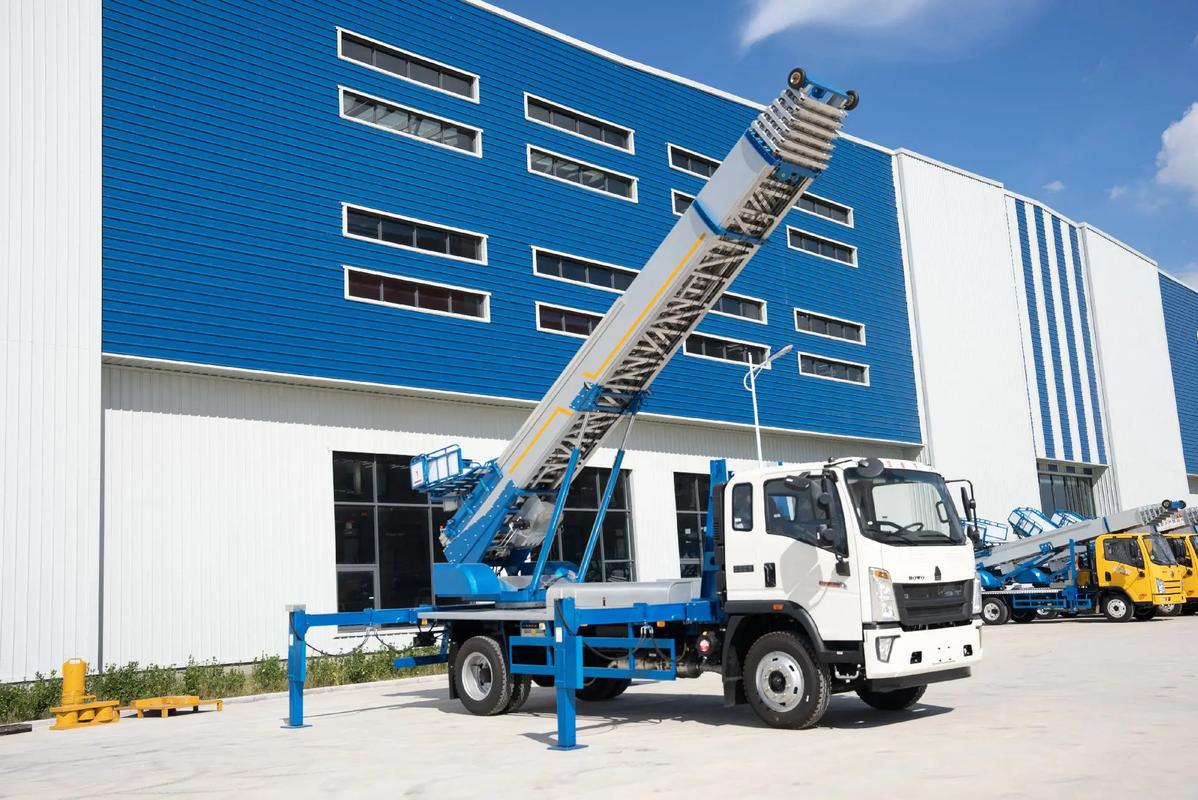 邓州小型云梯车上料车租赁多少钱