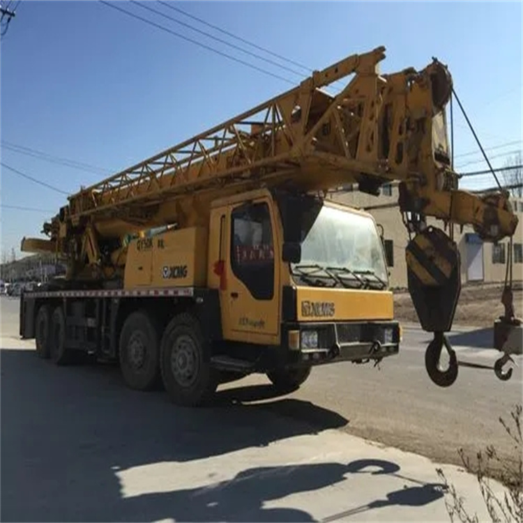 邓州哪里有专业吊车出租